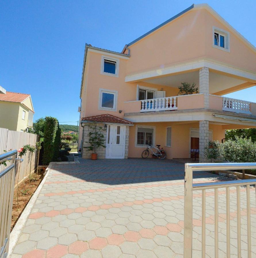 Sreca Apartment Near Beach With Bbq Bibinje Luaran gambar