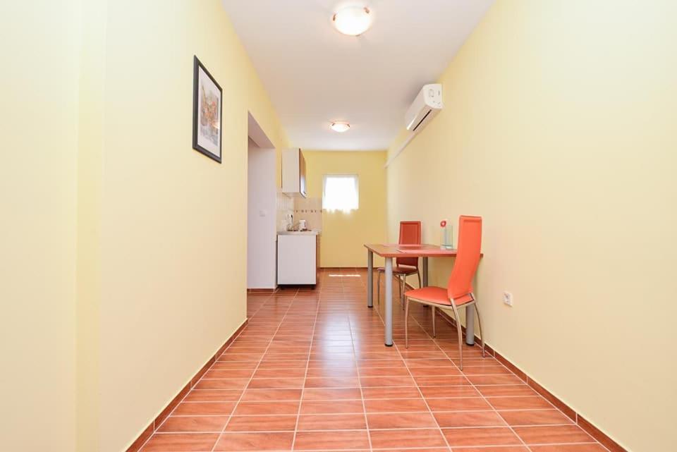 Sreca Apartment Near Beach With Bbq Bibinje Luaran gambar