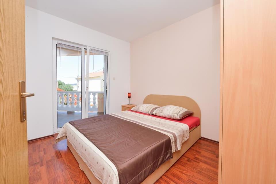Sreca Apartment Near Beach With Bbq Bibinje Luaran gambar